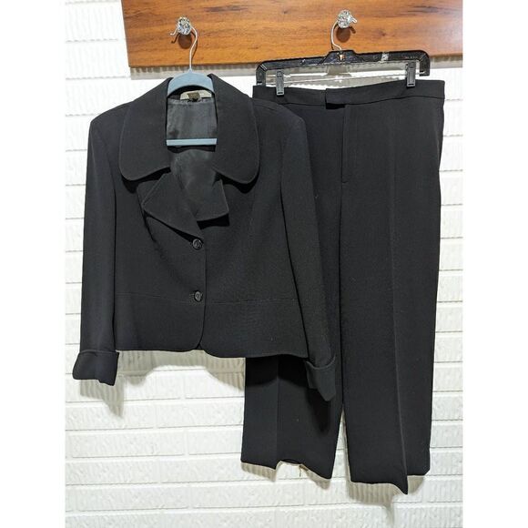 Ellen Tracy Women's Black Classic 2 Button Notch Lapel 2 Pc Set Pant Suit 12/14 - Picture 1 of 7
